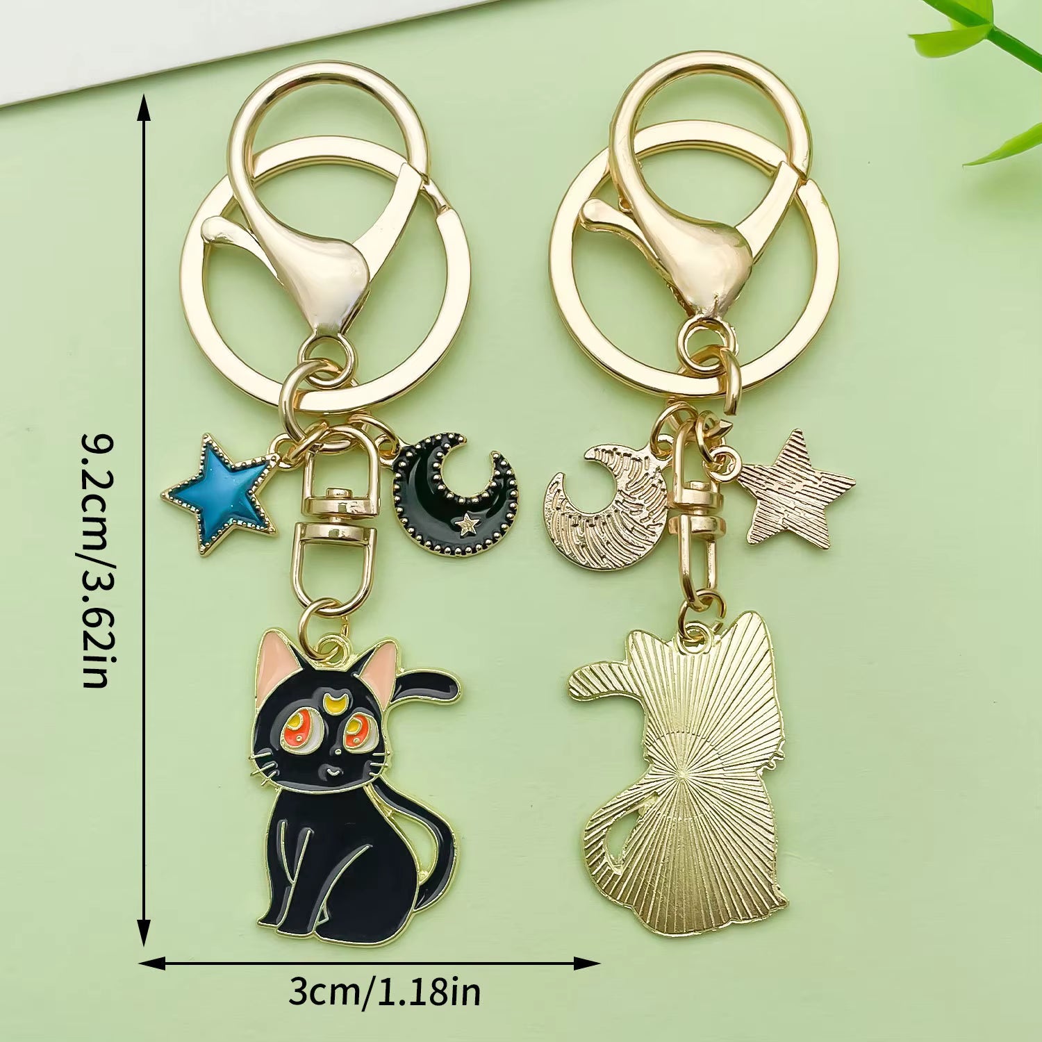 Luna keychain with size dimensions displayed.