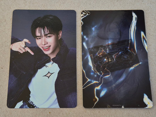 Aungpao CLO’VER RISER CONCERT THE FIRST RISE official GMMTV photocard front and back collectible T Pop artist card