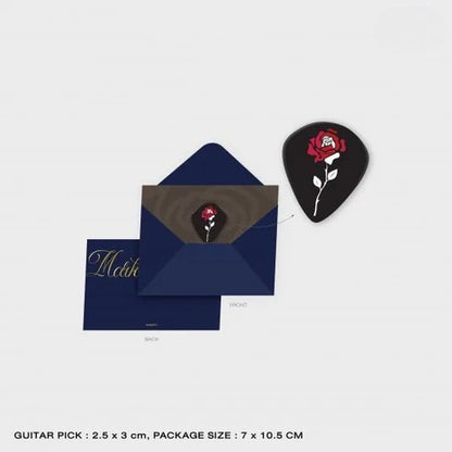 Special envelope and rose-shaped guitar pick replica from the My Golden Blood Memorial Boxset.