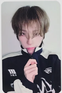 XLOV UXLXVE My Star Goods Photocard – Idol Fusion