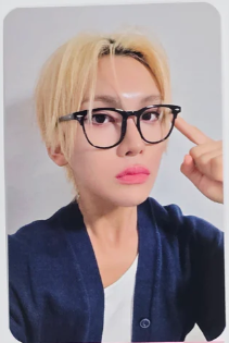 XLOV – UXLXVE (My Star Goods) Photocard | Official K Pop Photocard