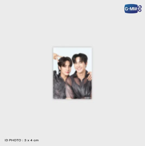Preview of the EarthMix photocard included with the MR.SATURNWORLD Mini Card Holder, featuring bonus collectible photo.