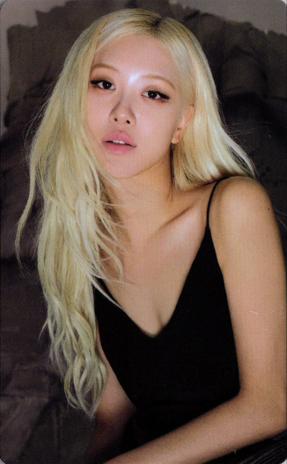 BLACKPINK – DEADLINE (Weverse Shop Gray Ver.) Selfie Photocard | Official K‑Pop Photocard