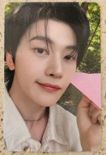 ZEROBASEONE – NEVER SAY NEVER (Apple Music Photobook Ver.) Photocard | Official K Pop Photocard