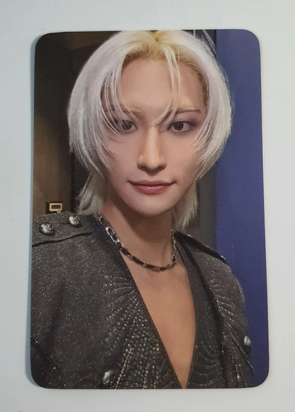 ATEEZ – ZERO: FEVER PART.1 (Platform Ver.) withmuu Photocard | Official K Pop Photocard