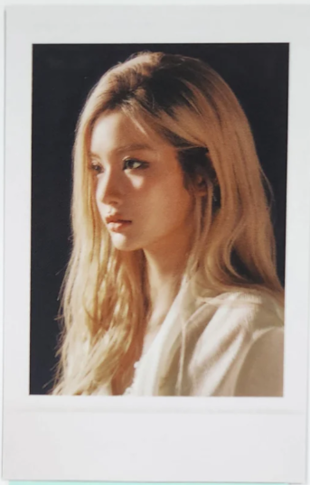 NMIXX – Fe3O4: FORWARD (Apple Music Limited Ver.) Photocard | Official K Pop Photocard