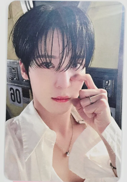 ATEEZ Golden Hour Part.3 HelloLive Photocard – Idol Fusion ATEEZ Golden Hour Part.3 HelloLive Photocard – Idol Fusion