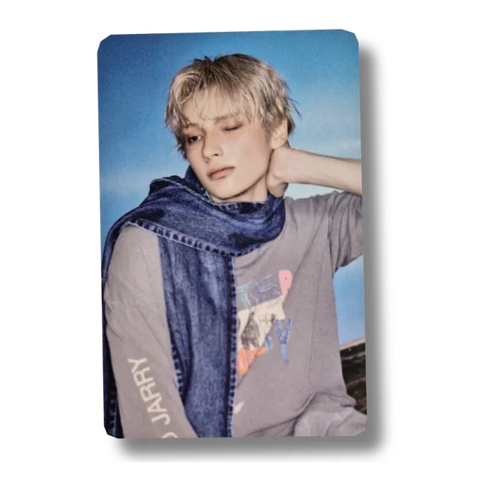 TOMORROW X TOGETHER (TXT) – 7TH YEAR: A Moment of Stillness in the Thorns Apple Music POB Photocard (THORN Ver.) | Official K Pop Photocard